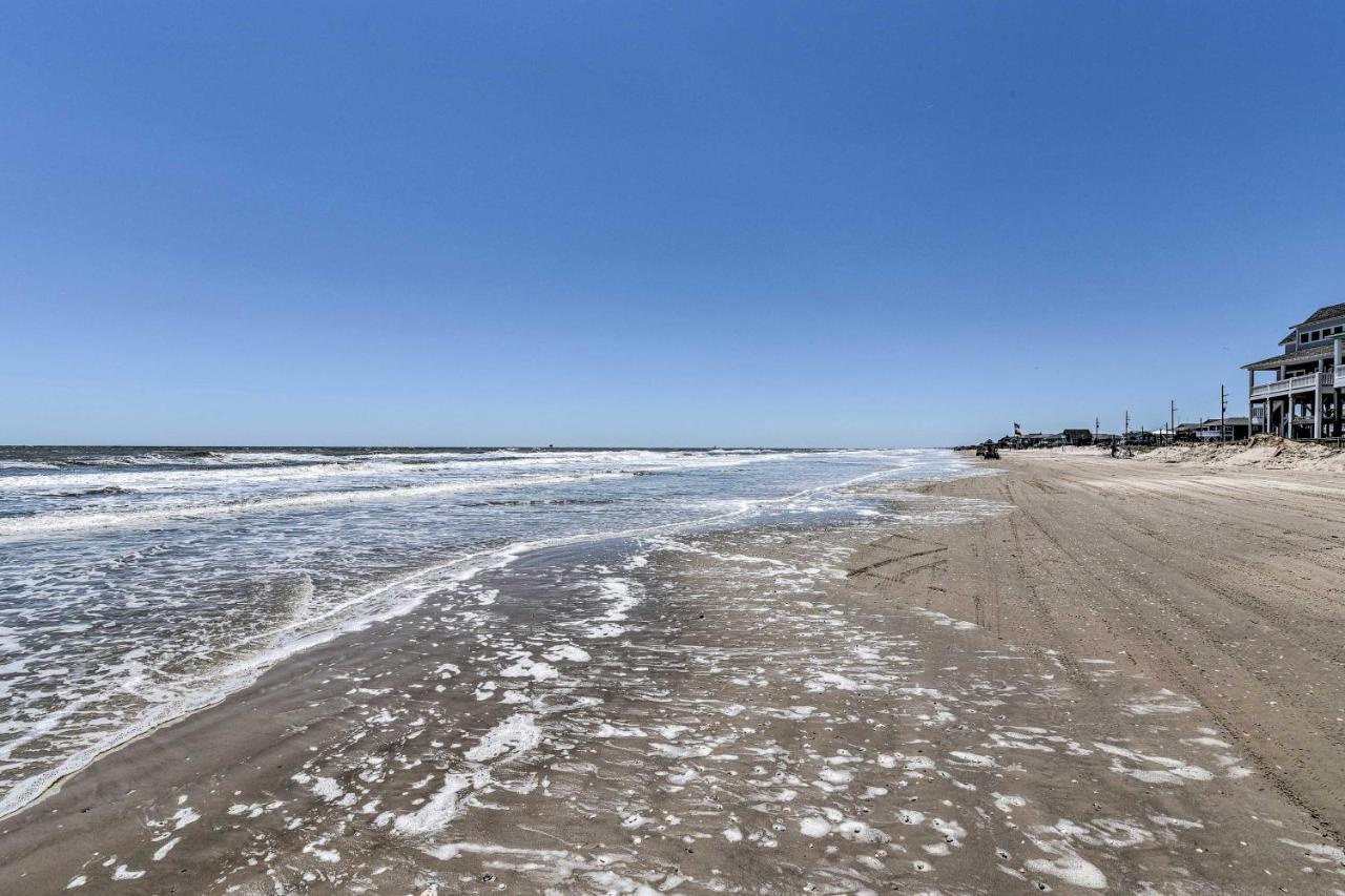 Bolivar Peninsula Beach House, Steps To Coast Exteriör bild
